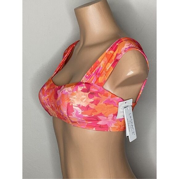 New. L*SPACE floral bikini top. Medium. Retails $114 - Picture 6 of 9